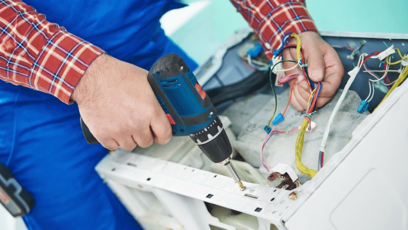 Beylikdüzü Daylux Daylux çamaşır makinesi kart tamiri – Su almama arızası orijinal parça ile giderildi. - Teknik servis örneği